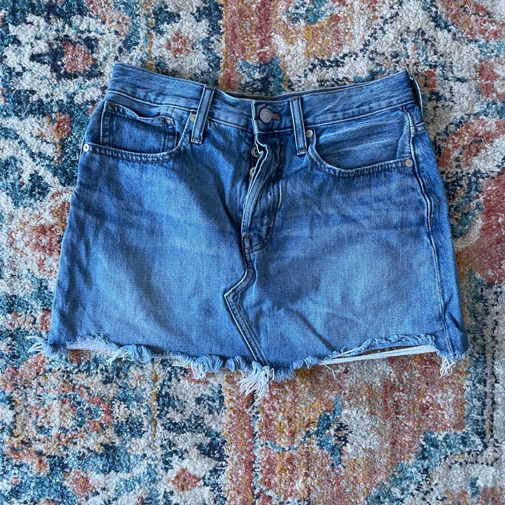 Madewell jean skirt size 26